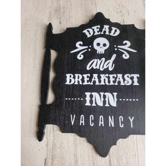 Halloween dead breakfast inn vacancy sign skull prop home decor - Picture 4 of 7